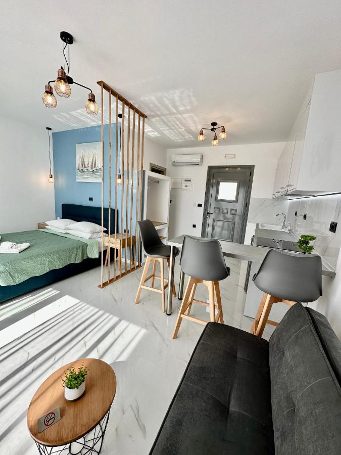 Royal Luxury Studios Archangelos  Bagian luar foto