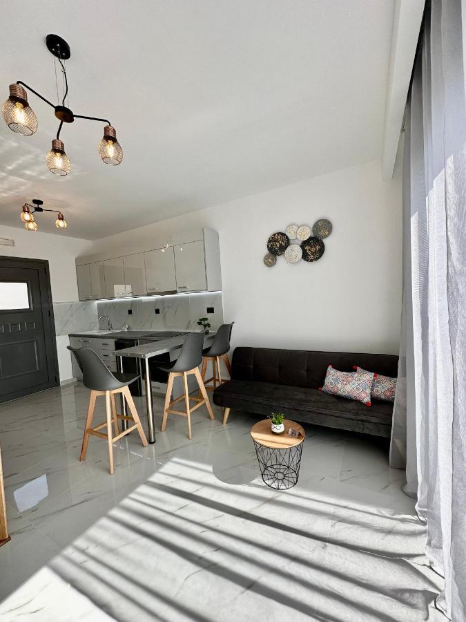 Royal Luxury Studios Archangelos  Bagian luar foto